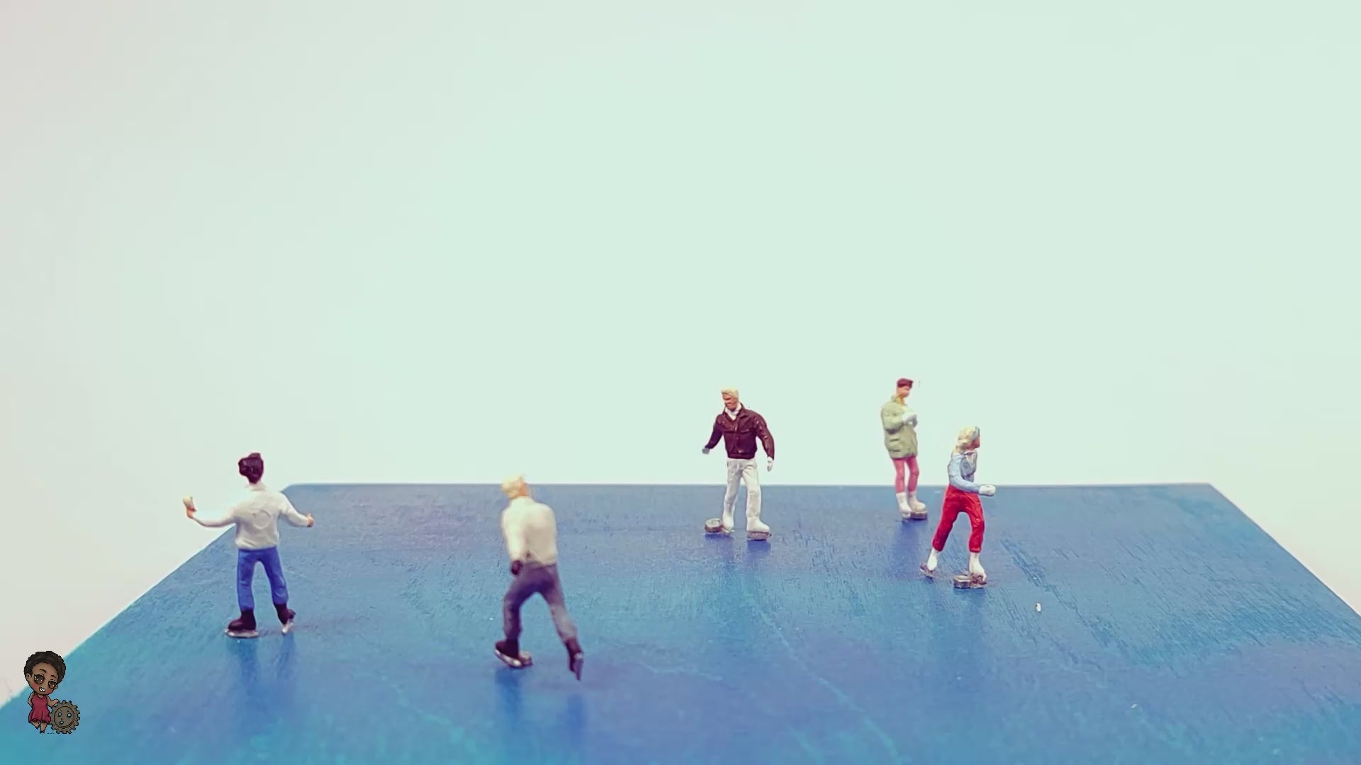 Die Eisläufer ein BewegtBauen Lasercut Bausatz für eine lebendige Miniaturwelt!